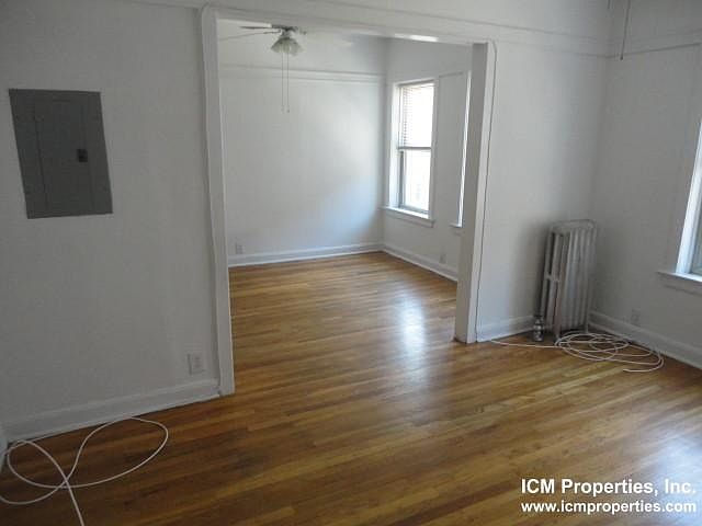 1st image of 1920 W Winona St #2N