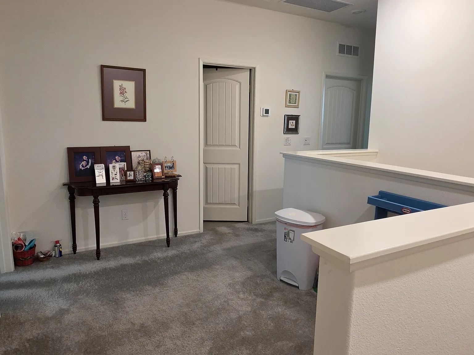 3 bed, 2.5 bath, 1527 sqft, $3,100 — Photo 3