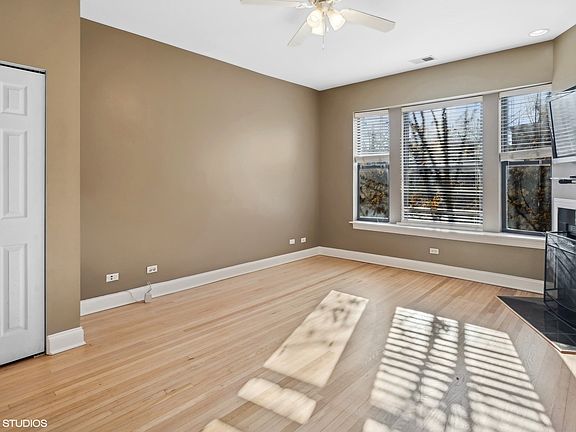 4th image of 1216 W Thorndale Ave #2