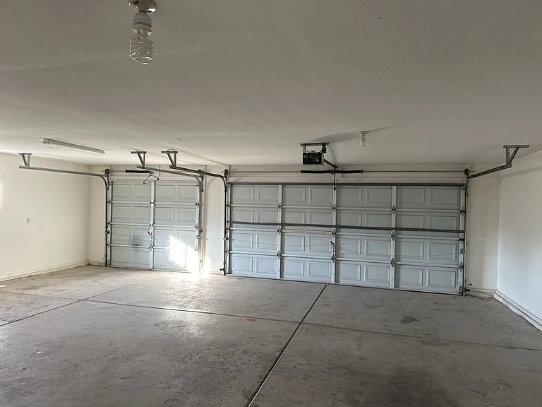 1340 Garvey Dr — Photo 21