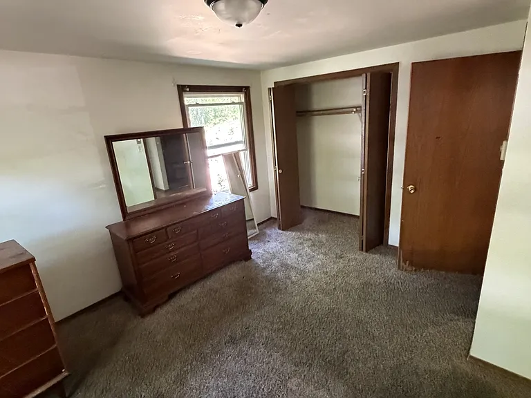 1187 S Waukechon St #5 — Photo 3