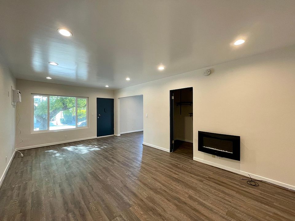 1st image of 7307 Willoughby Ave #1