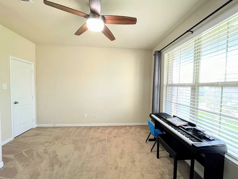 11513 Morrow Ln — Photo 25