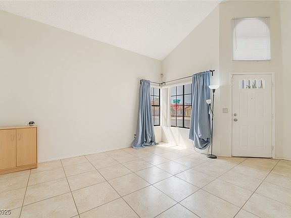 5th image of 4712 Belshire Dr