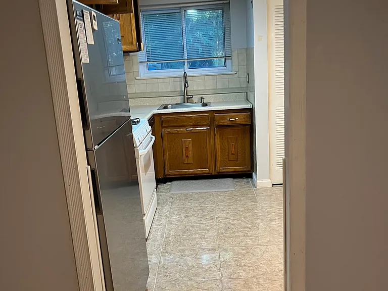 154 Golf Ln — Photo 3