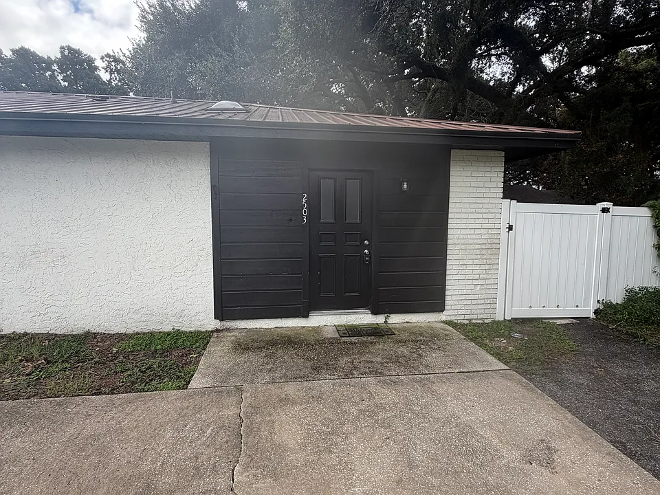 2503 Coby Point