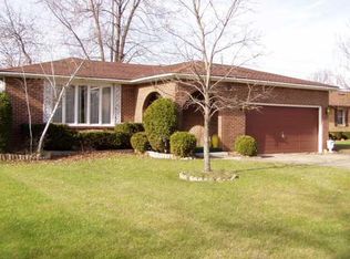 173 Sundown Trl, Amherst, NY 14221
