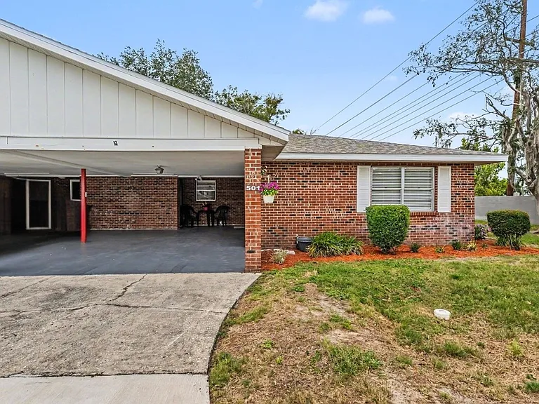 501 Villa Vista Blvd — Photo 1