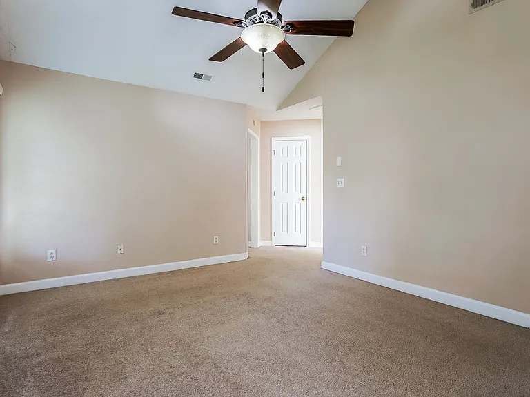 4900 Royal Troon Dr — Photo 12