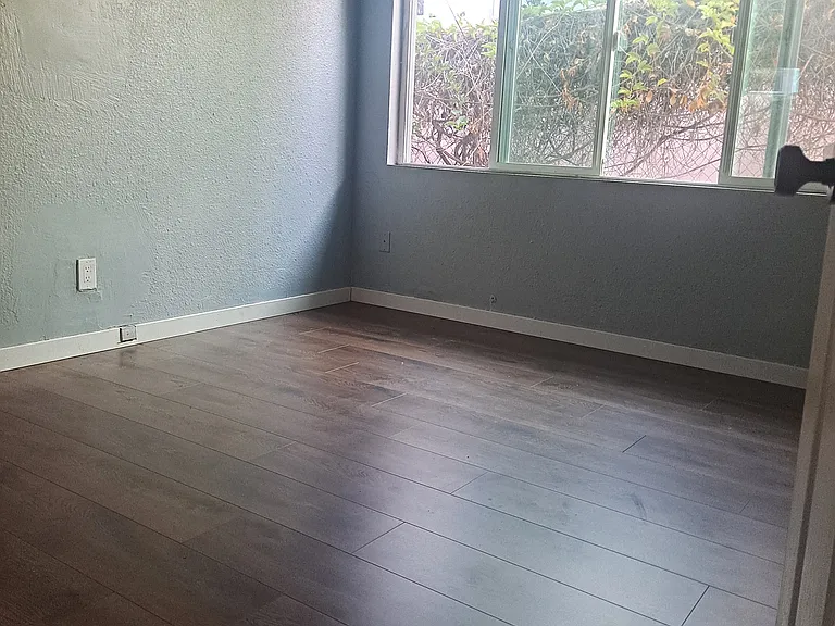 5290 Olvera Ave — Photo 6