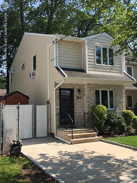 1st image of 152 Leverett Ave