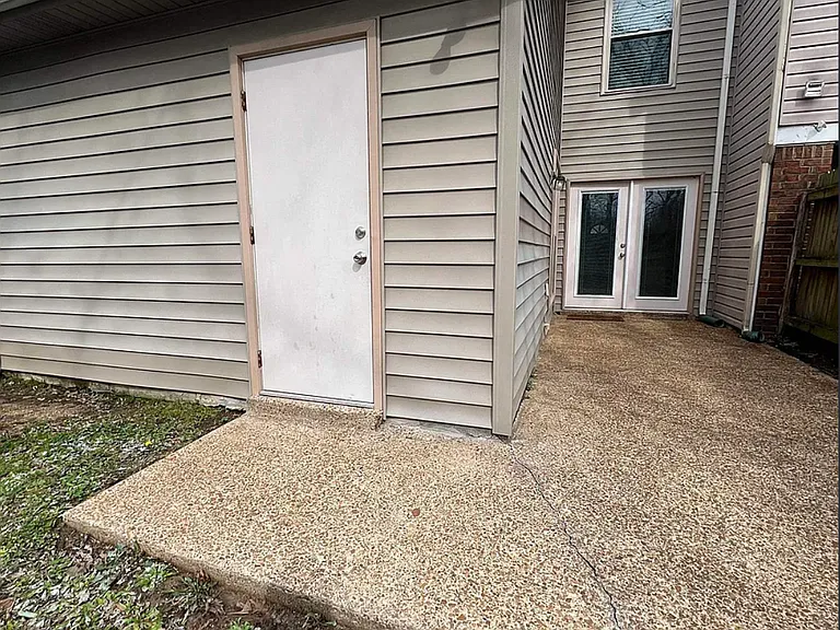 6765 Kirby Lawns Cv — Photo 15