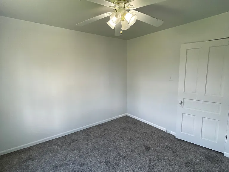 1367 Montezuma St — Photo 29
