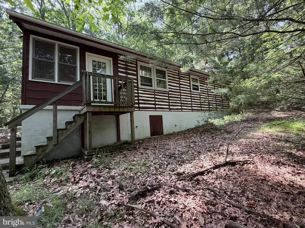 165 School House Hill Rd, Fayetteville, PA 17222