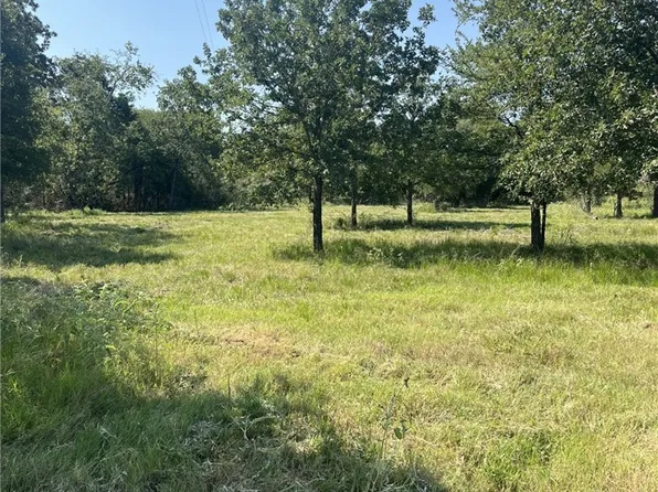 1290 County Road 302, Rockdale, TX 76567