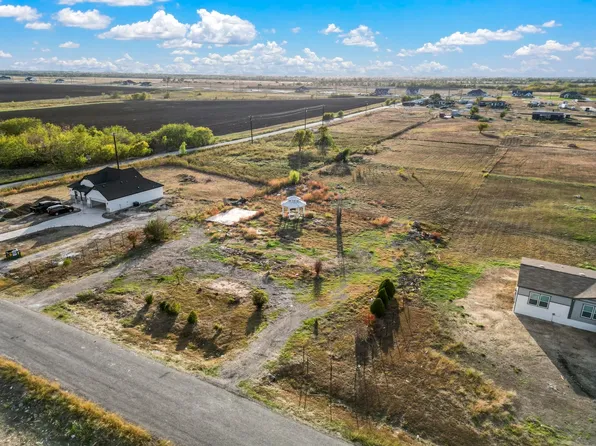 53 County Road 2131, Callisburg, TX 76272