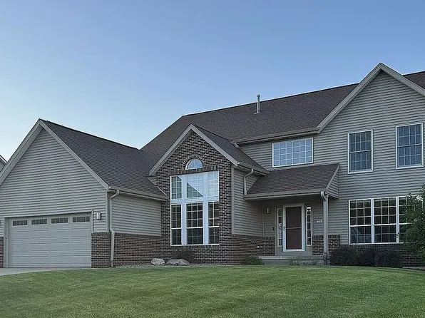 214 Revere Ct NE, Cedar Rapids, IA 52402