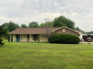 1333 Council Cir, Greenville, MS 38703