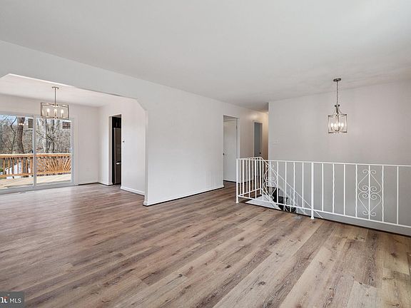 5th image of 6803 Middlefield Rd