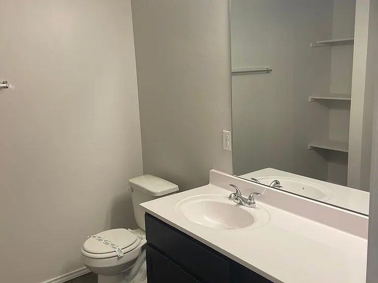 2024 Taylor St — Photo 15