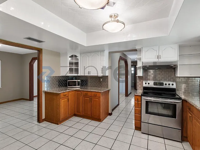 5371 Crooked Oak Cir — Photo 10