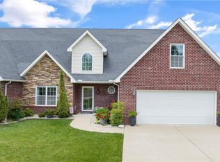 63 Pointe West Byway Ct, Parkersburg, WV 26101