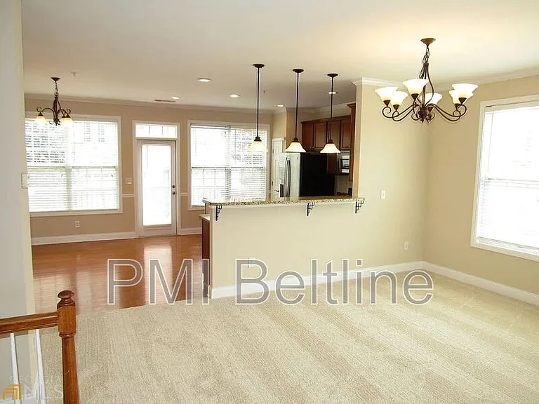 506 Williamson St SE — Photo 7
