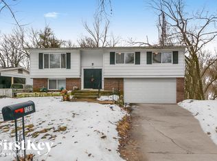 1203 Fordyce Ln, Saint Charles, MO 63303