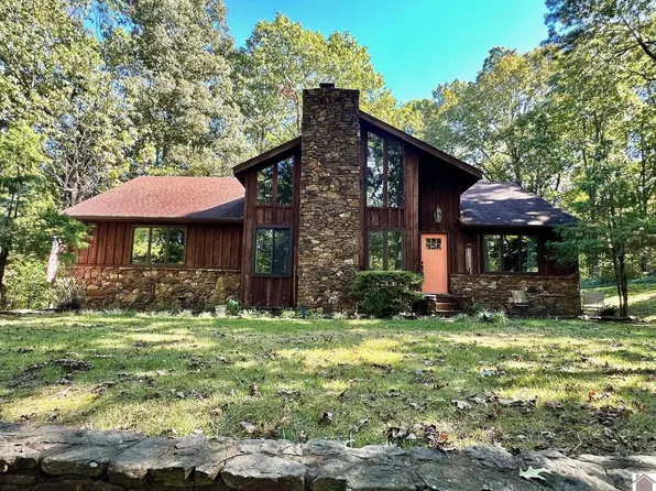 1767 Colorado St, Calvert City, KY 42029