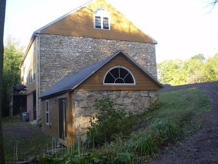 Artist Studio/Barn/Home