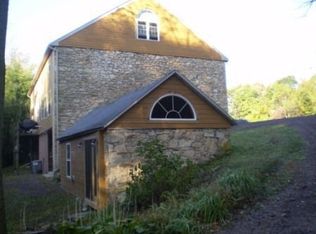 693 Hill Church Rd, Boyertown, PA 19512