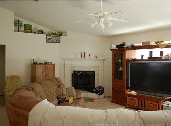 3rd image of 8079 Hartington Dr