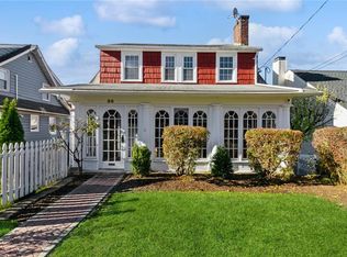 30 Pershing Ave, New Rochelle, NY 10801