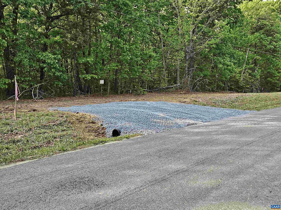 1st image of 6.939 Axtell Rd