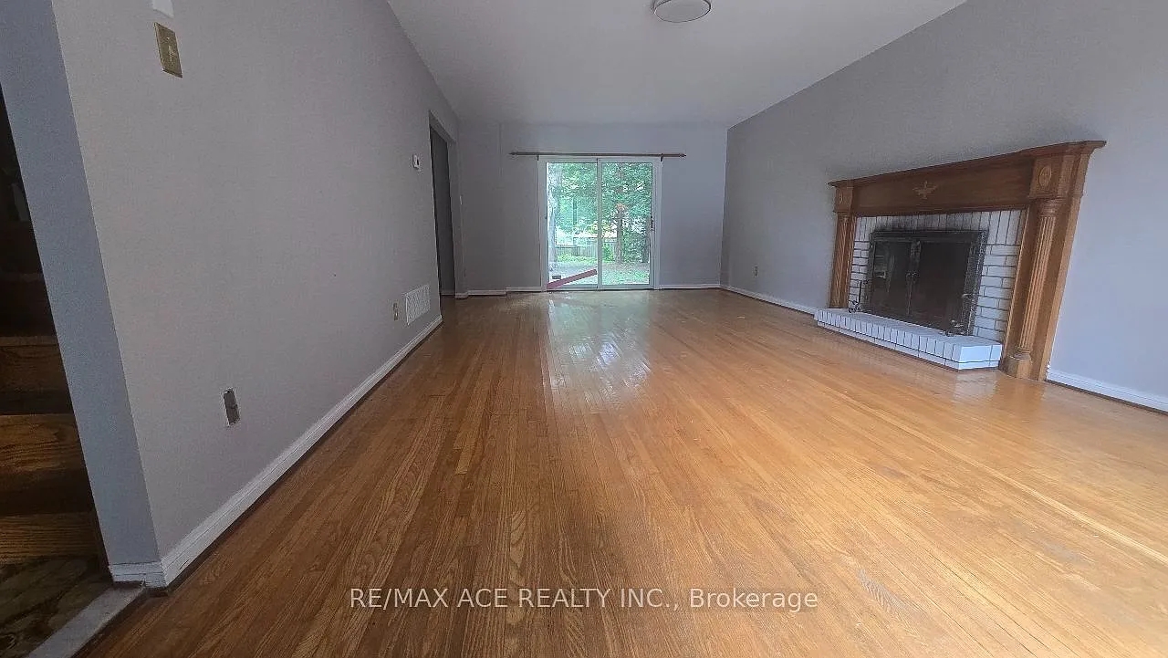 4 bed, $1,000 — Photo 4