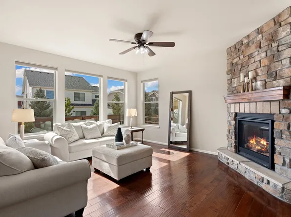 2270 Vermillion Creek Dr, Loveland, CO 80538