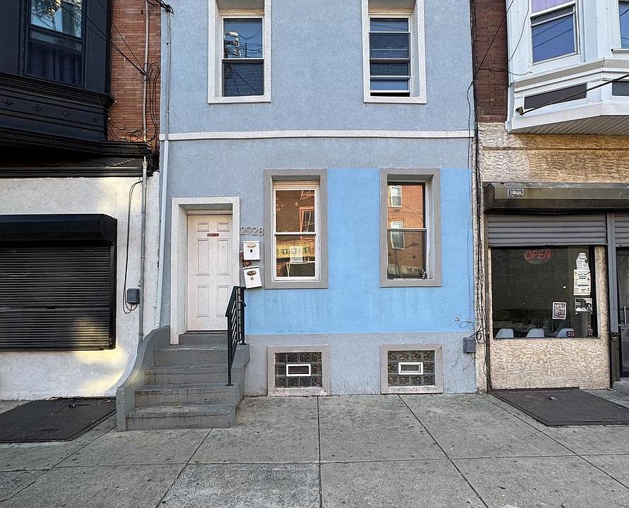 1st image of 2928 Ridge Ave