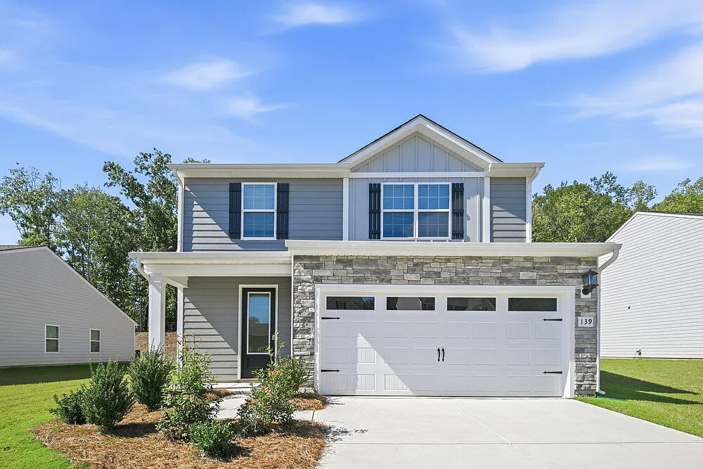 4 bed, 2.5 bath, 1800 sqft, $2,175 — Photo 1