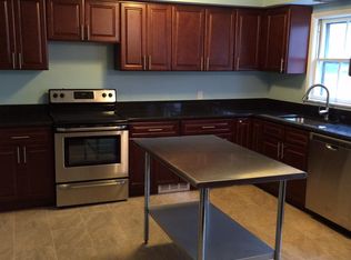 18401 Chagrin Blvd, Shaker Heights, OH 44122