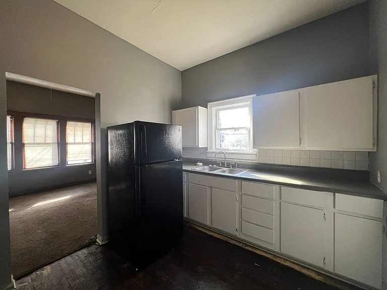 847 Jason Ave #1 — Photo 10