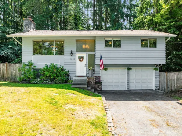 1622 196th Place SW, Lynnwood, WA 98036