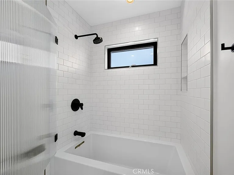 17 Monarch Bay Dr — Photo 34