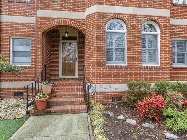 845 Botetourt Gdns, Norfolk, VA 23507