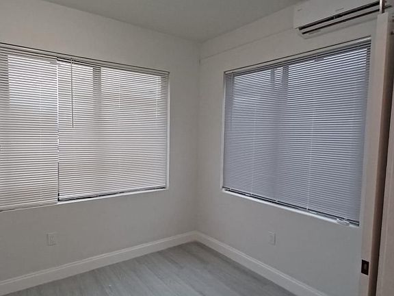 3rd image of 48 NW 13th Ave APT 6
