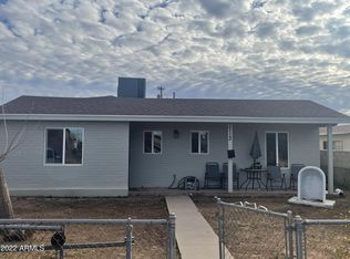 1713 E 7th St, Douglas, AZ 85607