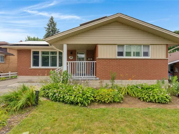 744 Birchwood Ave, Cambridge, ON N3H 2V5