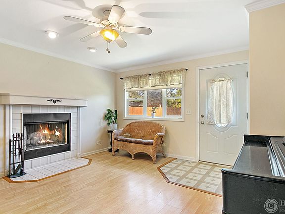 3rd image of 25150 W Linden Ln