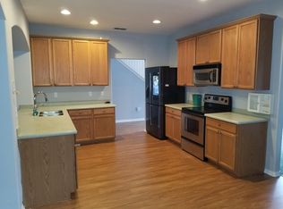3693 E Victoria Lakes Dr, Jacksonville, FL 32226