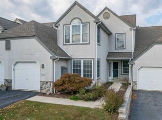 167 Hawthorne Ct, Wyomissing, PA