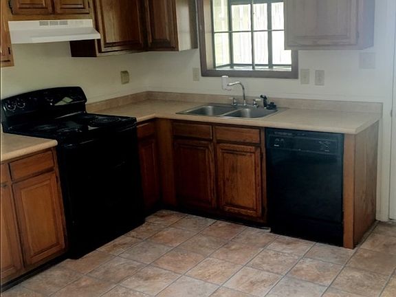 2nd image of 385 & 387 W Frances Street